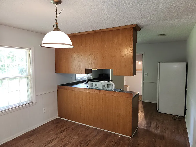 4634 Manchester Dr — Photo 9