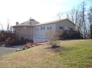 354A Mount Vernon Rd, Bethpage, TN 37022
