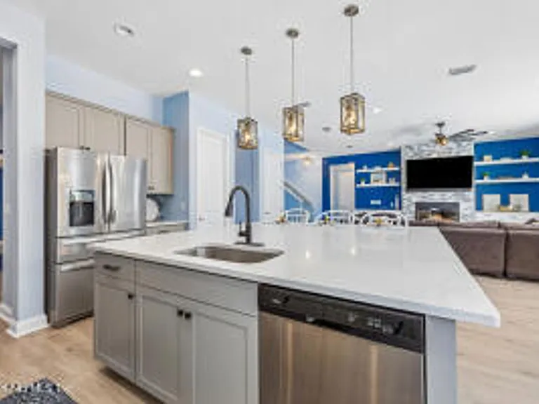436 Tortola Way — Photo 14