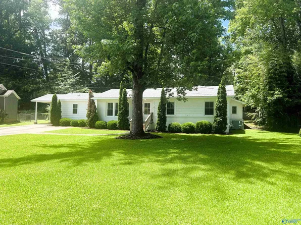117 Clubview Cir, Gadsden, AL 35901