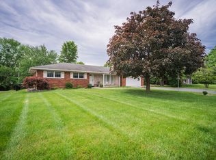1217 N Main St, Columbia, IL 62236