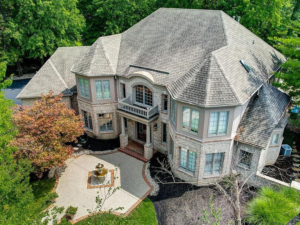 1st image of 10064 Whitebridge Ct
