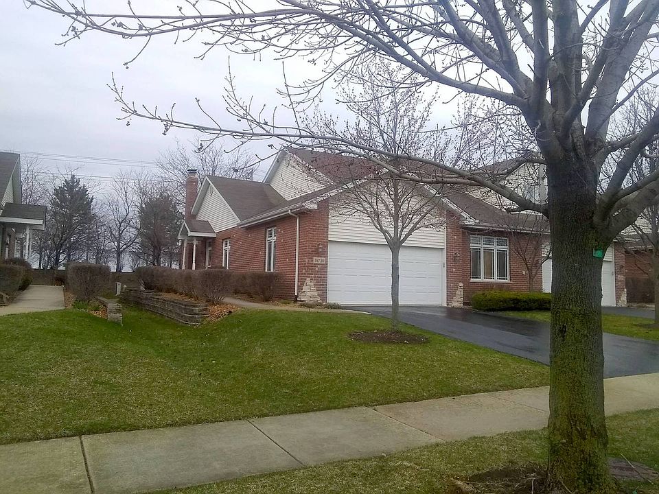 1st image of 10730 Canterbury Dr