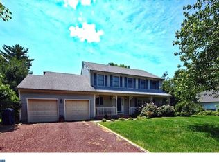 3 Wilk Ct, Lawrence Township, NJ 08648