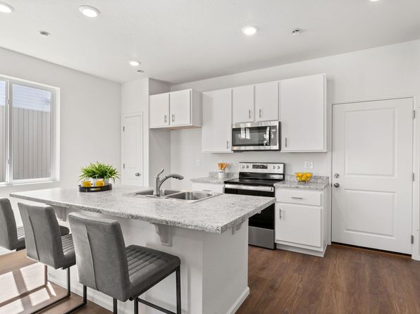 colorado-springs-colorado-447437127 picture