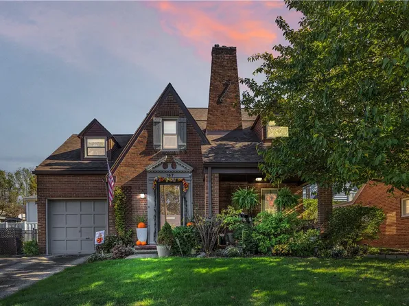167 Maple Ter, Charleroi, PA 15022