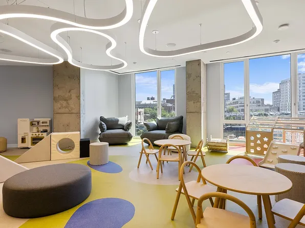 92-29 Guy R Brewer Boulevard image 17 of 19