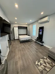 Rented by Bouklis Group