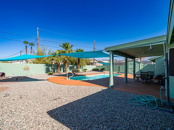 3rd image of 3777 Cholla Dr