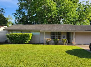 9165 Broun St, Beaumont, TX 77707
