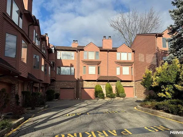 226B Washington Ave #B, Fort Lee, NJ 07024