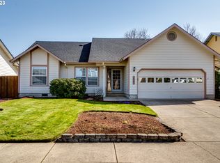 3843 Dorchester Ln, Eugene, OR 97404