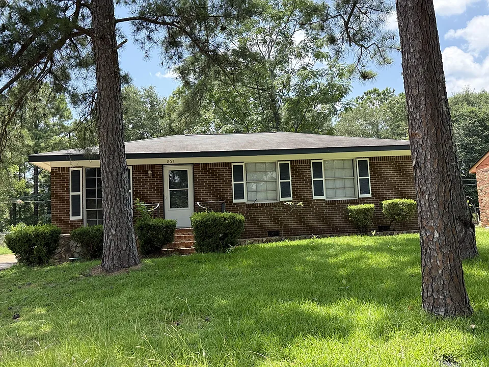 807 Don Cutler Sr Dr