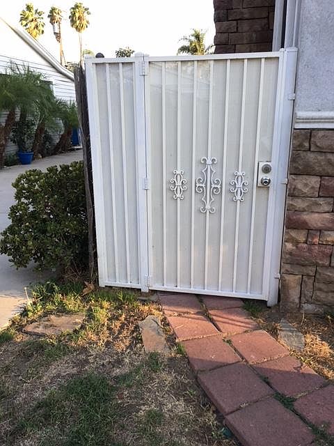 1st image of 1024 E Thackery St #2