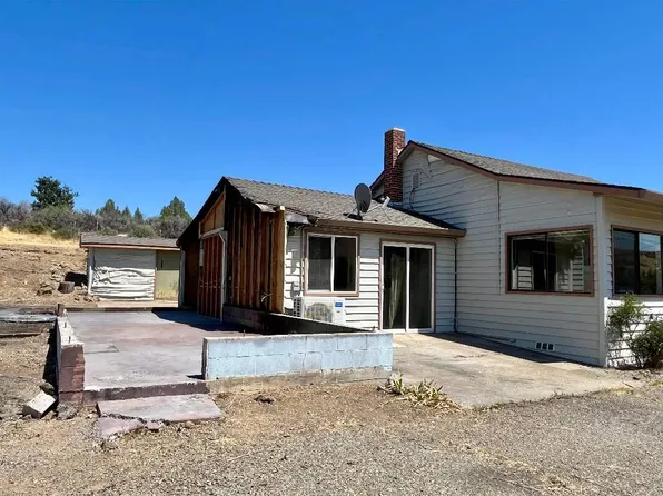 4304 Anderson Grade Rd, Yreka, CA 96097
