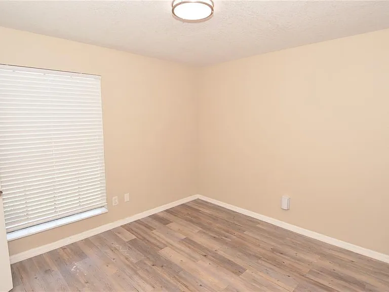 8764 Mallard Reserve Dr #101 — Photo 42