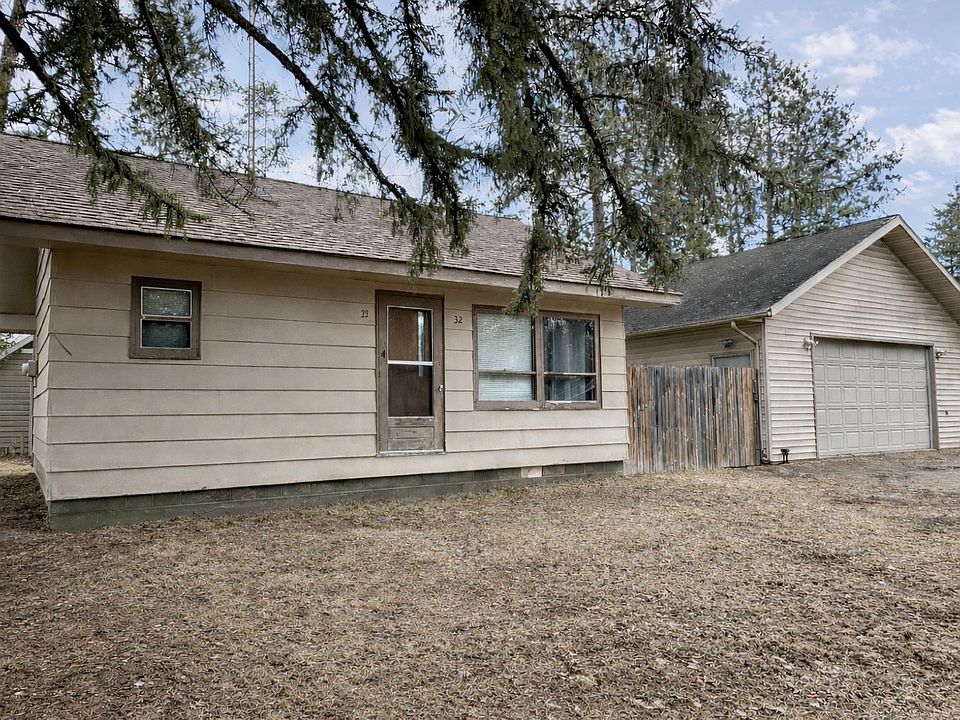 1st image of 32 Fir Ave NW