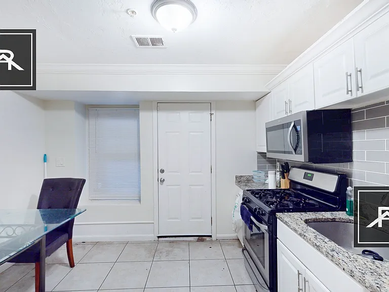 714 Shawmut Ave #1 — Photo 2
