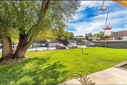 Building Photo - 5396 S Willow Ln