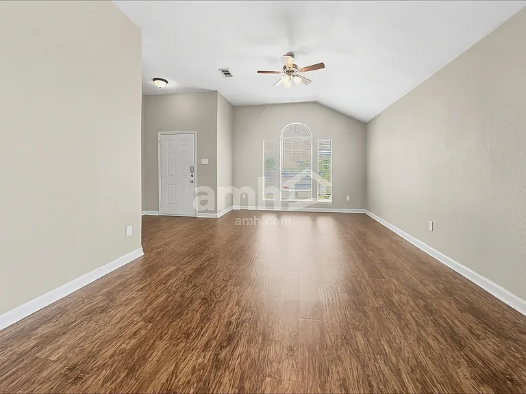 6201 Winter Park Ln — Photo 8