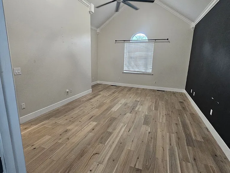 200 Blair Rd — Photo 10