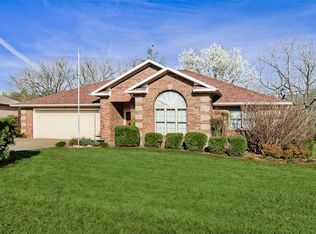 7 Scotsdale Pl, Bella Vista, AR 72715