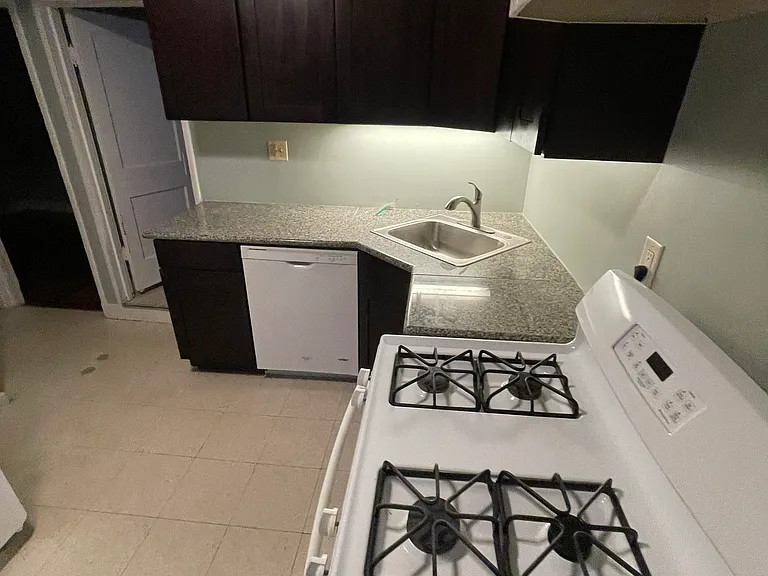 3516 W North Ave #2-R — Photo 9