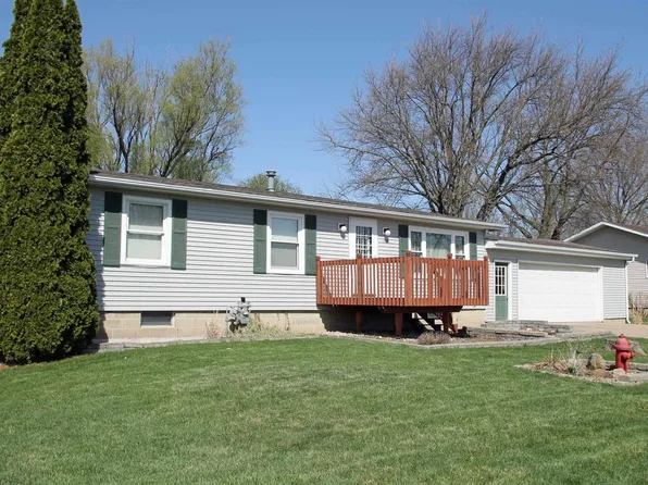 1106 2nd St SE, Tripoli, IA 50676