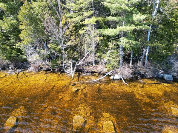 75 Thoroughfare Lane, Lincoln, ME 04457