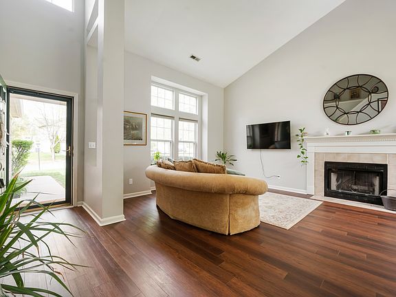 4th image of 19225 Amber Way
