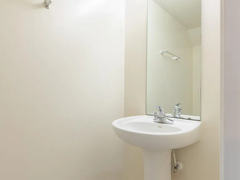 401 Springwood Dr — Photo 18