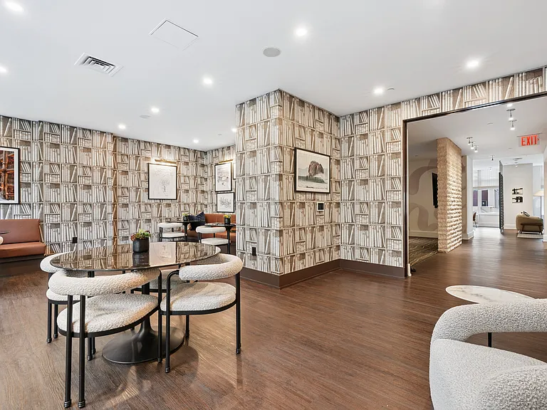 125 W 31st St #45C — Photo 12