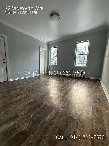22 Vineyard Ave Photo 1