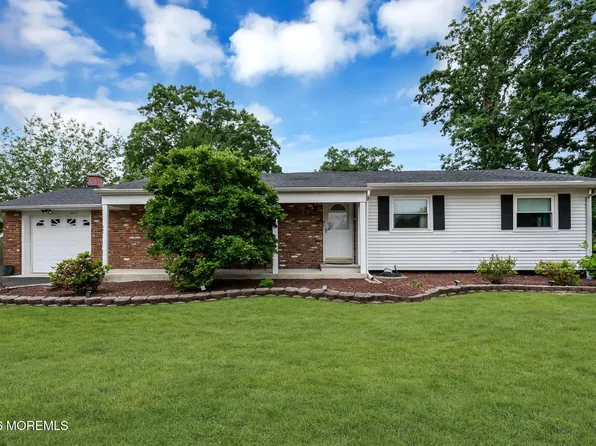1075 Lucy Lane, Toms River, NJ 08753