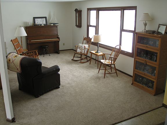 Formal living