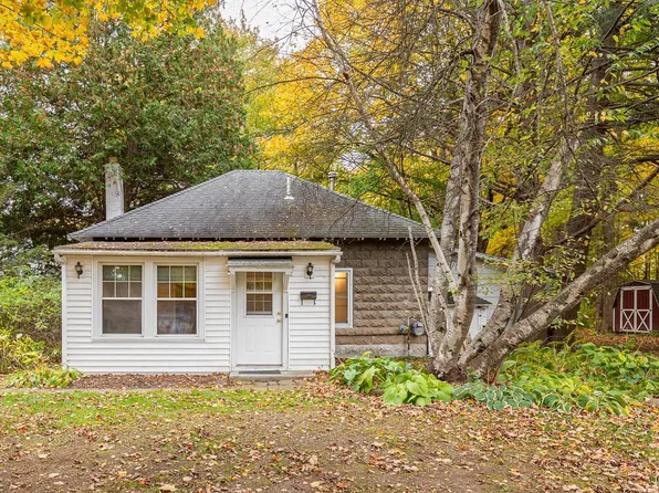 15 Division St, Baldwinsville, NY 13027