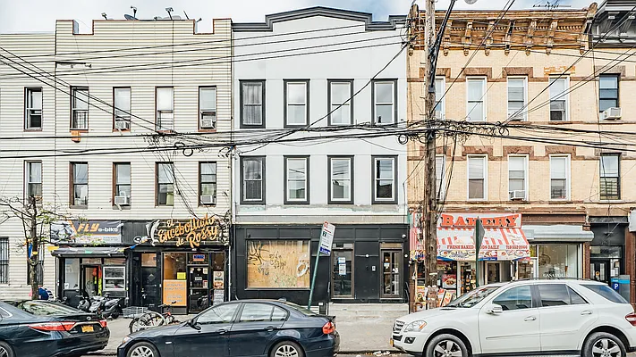 Rented by Nooklyn NYC LLC | media 13