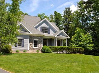 23 Meetinghouse Rd, Granby, CT 06035