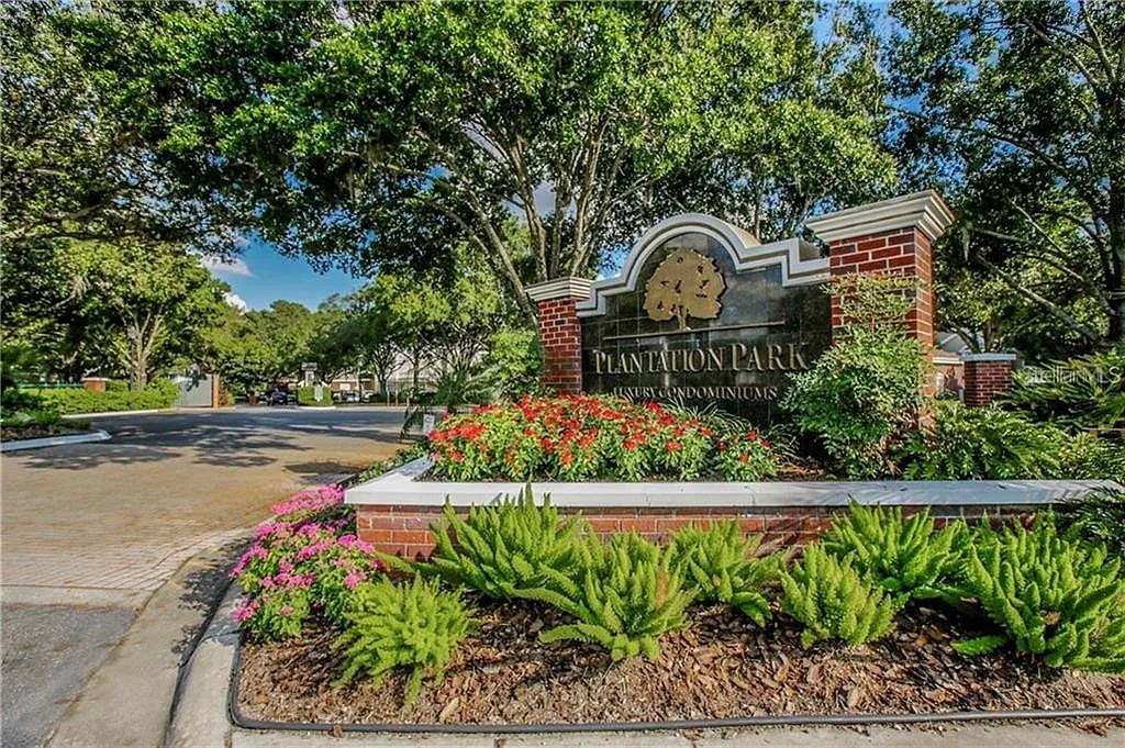 2 bed, 2.0 bath, 1007 sqft, $1,800 — Photo 1