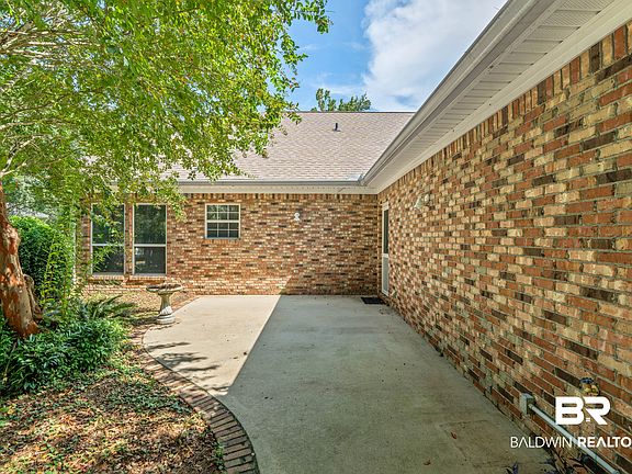 5th image of 307 Savannah Cir
