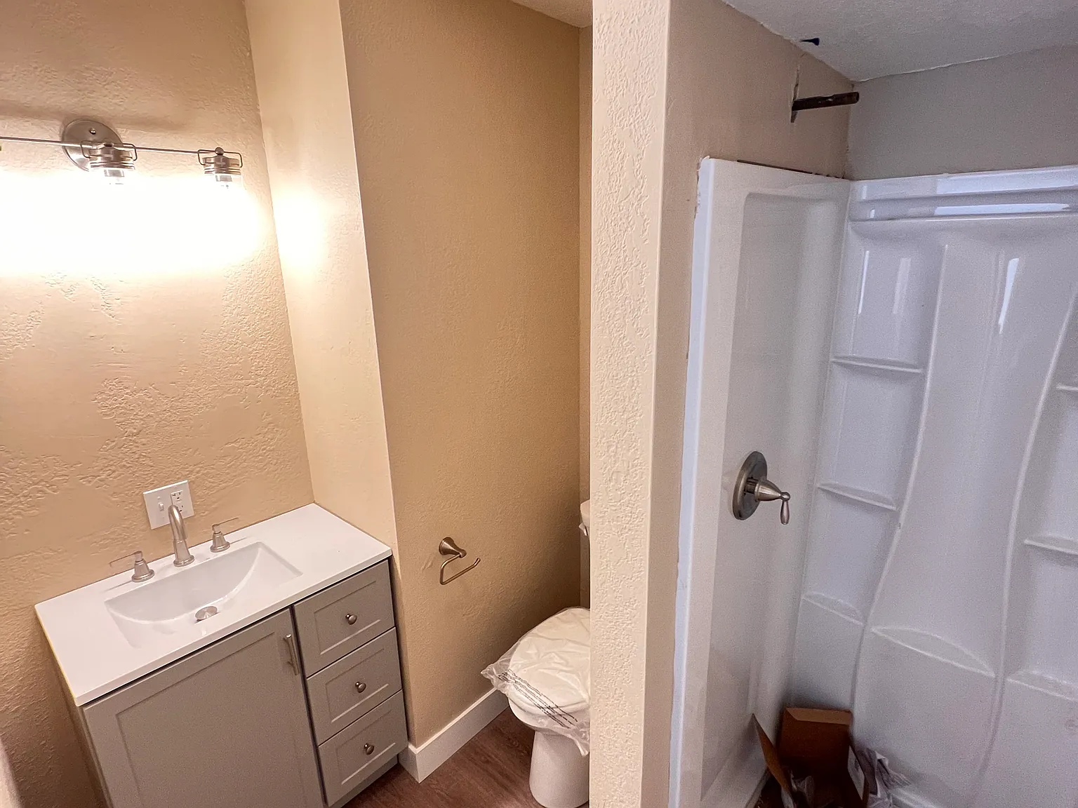 3 bed, 1288 sqft, $2,400 — Photo 3