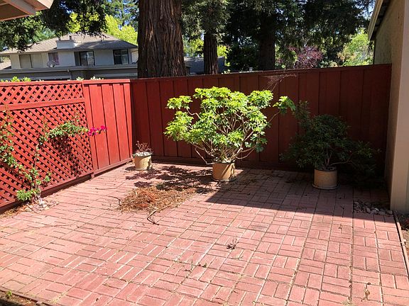2nd image of 1503 Rhinecliff Way