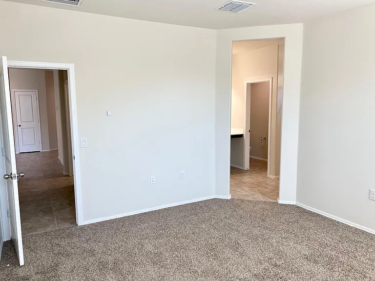 4661 W Nutmeg Ave — Photo 10