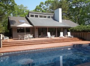 725 Hands Creek Rd, East Hampton, NY 11937