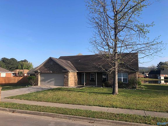 2nd image of 243 Chestnut Oak Cir