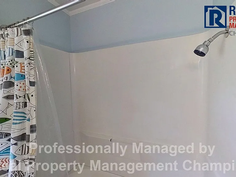 214 Huntington Rd — Photo 13