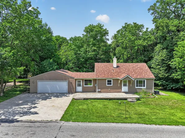 1405 S Darling Dr NW, Alexandria, MN 56308