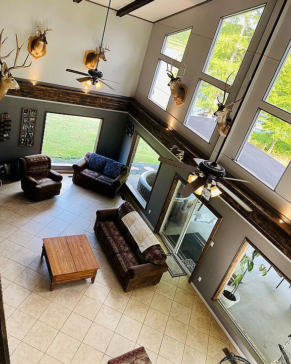 Waterview Living Room 