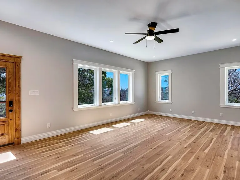 111 Stoney Hills Rd — Photo 39
