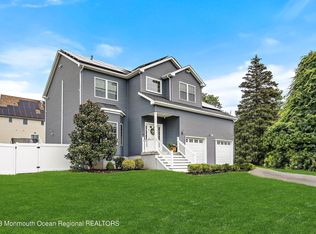 31 Viola Ave, Leonardo, NJ 07737